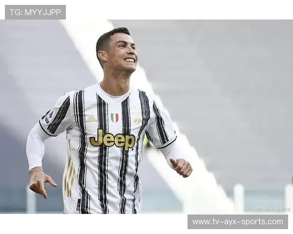 C罗带球队参观孤儿院，公益行动获高度评价