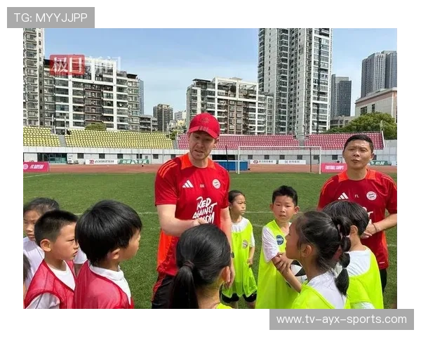 俱乐部青训营开放日吸引家长了解训练与发展路径，青训俱乐部怎么与学校合作